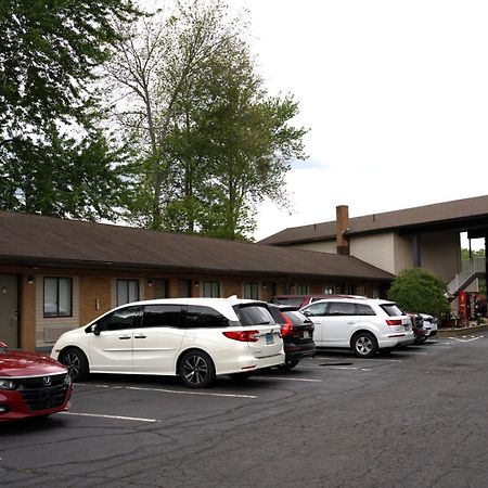 Carrier Motor Lodge Newington Eksteriør bilde