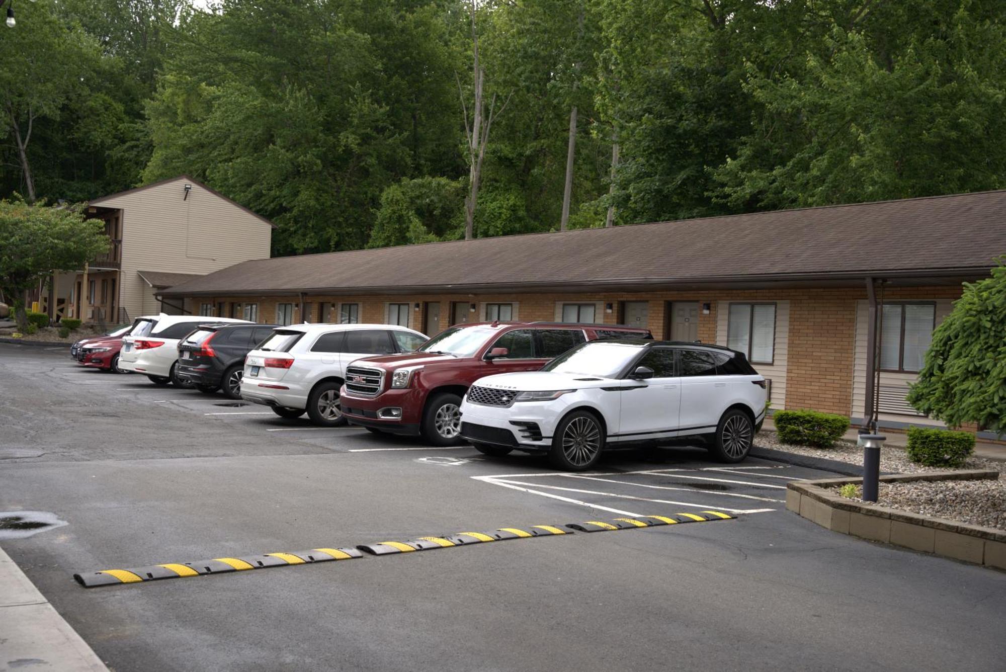 Carrier Motor Lodge Newington Eksteriør bilde